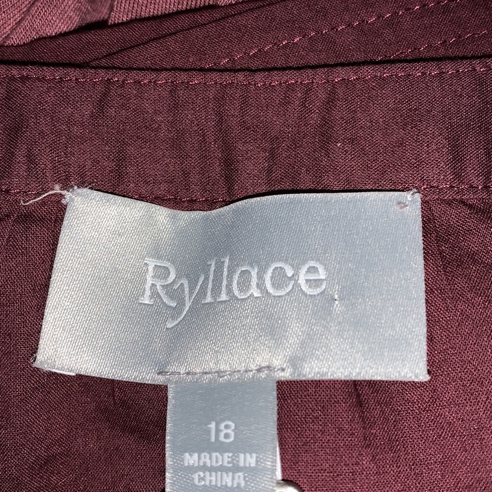 Ryllace Port Organic Cotton Embroidered Top - Picture 5 of 8